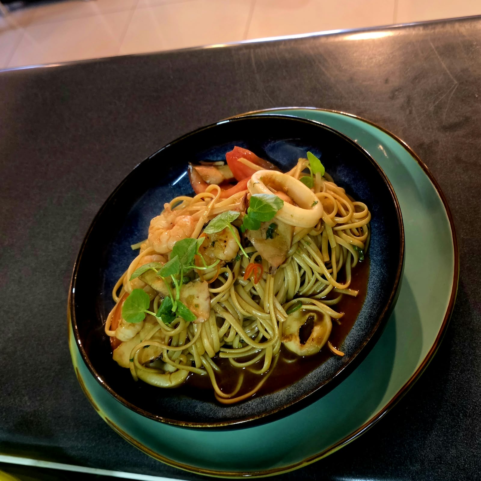 Tallarin Saltado Mariscos
